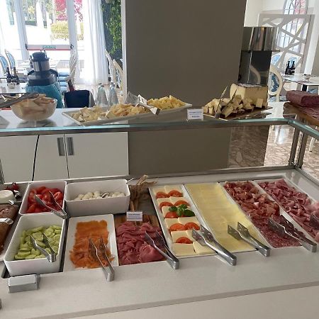 Hotel Croce Di Malta 리그나노 사비아도로 외부 사진