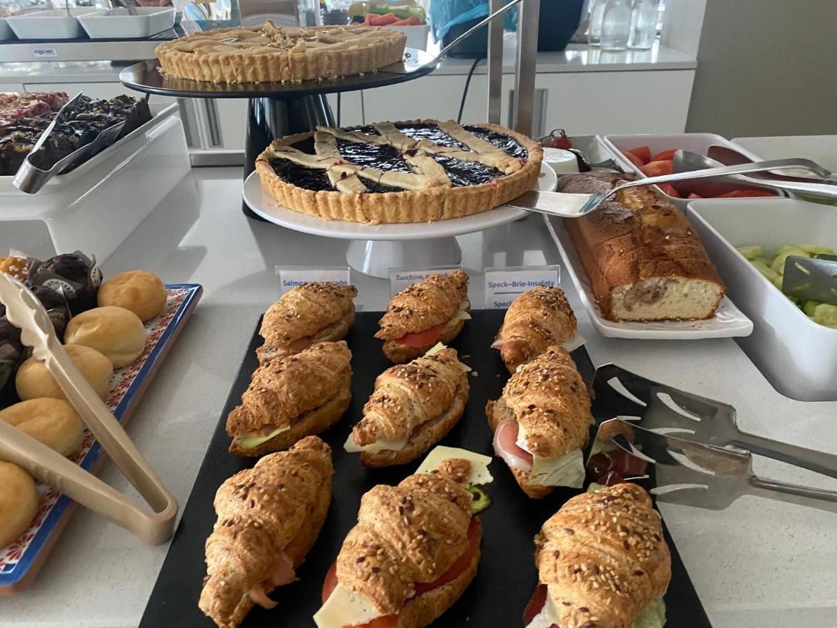 Hotel Croce Di Malta 리그나노 사비아도로 외부 사진