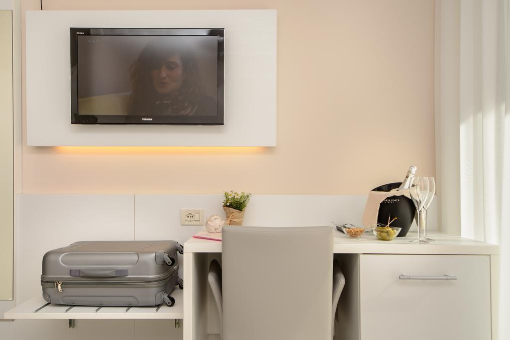 Hotel Croce Di Malta 리그나노 사비아도로 외부 사진